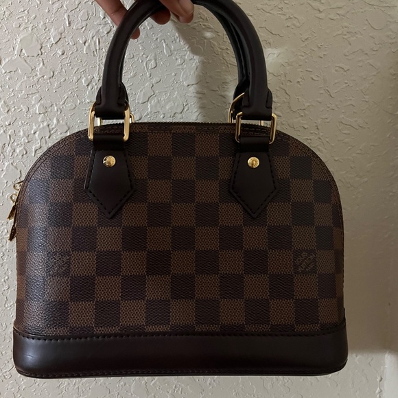 LOUIS VUITTON Alma BB - Picture 2 of 11